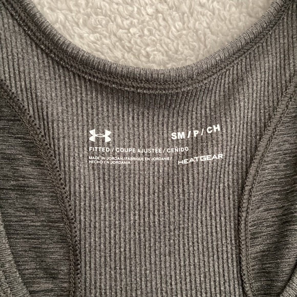 LN Under Armour Fitted Heat Gear Gray Women's Size S UA Workout Tank Top - Picture 3 of 8